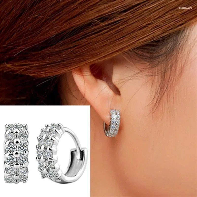 Huitan – boucles d'oreilles créoles pour femmes, bijoux exquis, avec zircone cubique blanche éblouissante, couleur argent, tempérament élégant