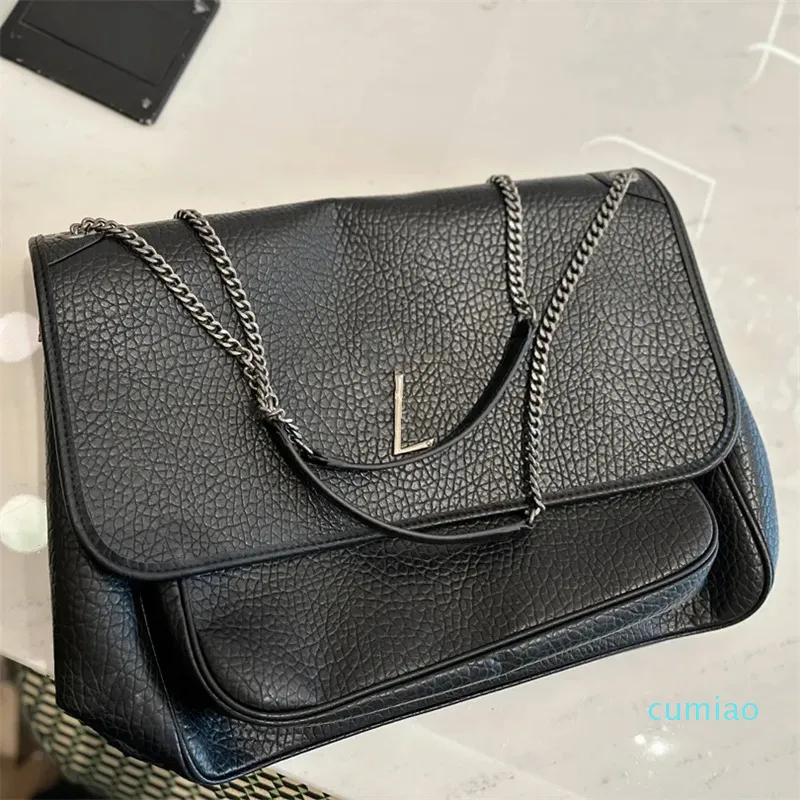 Famoso designer di marca Totes Borse a tracolla classiche da donna Nuova borsa da viaggio di moda media in vera pelle di grande capacità Lettera in oro nero Prodotto di alta qualità