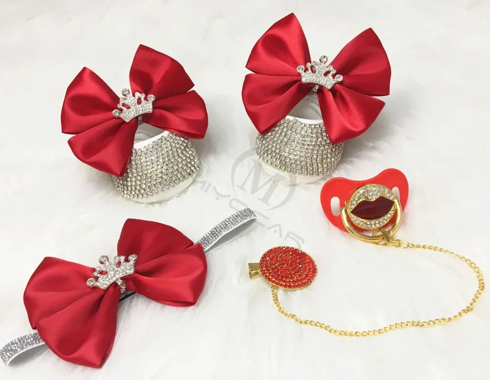 Miyocar Red Lip Bling Pacifier och Clip Set med Princess Red Bow Bling First Walker Shoes Set Unique Baby Shower Set C1 240102