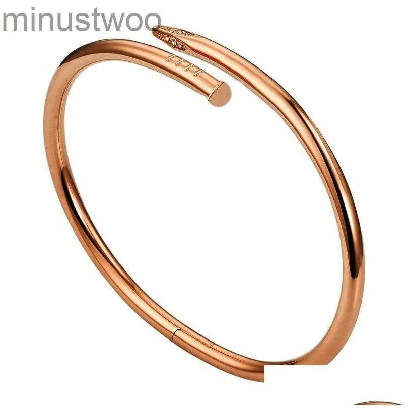 Braccialetti per unghie Braccialetti Designer Donna Gioielli di lusso Bracciale alla moda Lega di acciaio al titanio Placcatura in oro Artigianato Non tramonterà mai Ebreo di Natale Dhbmz 2CGQ