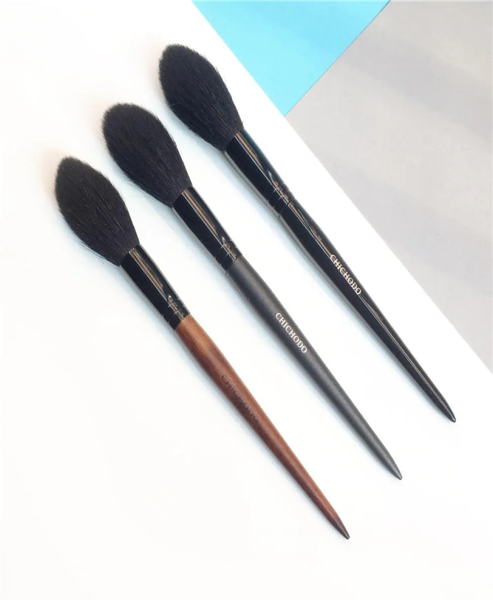 CHICHODO Pro Large Long Blending Makeup Brush Precision Powder Blusher Highlighter Beauty Cosmetics Blending Tools1188190