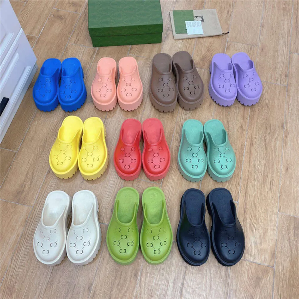G Family Baotou Hole Shoes Thick Bottom Woman's Slippers Wear 2022 Summer Beach Shoes Women's Muffin Bottom Shoes Trawl Red Nrgpl