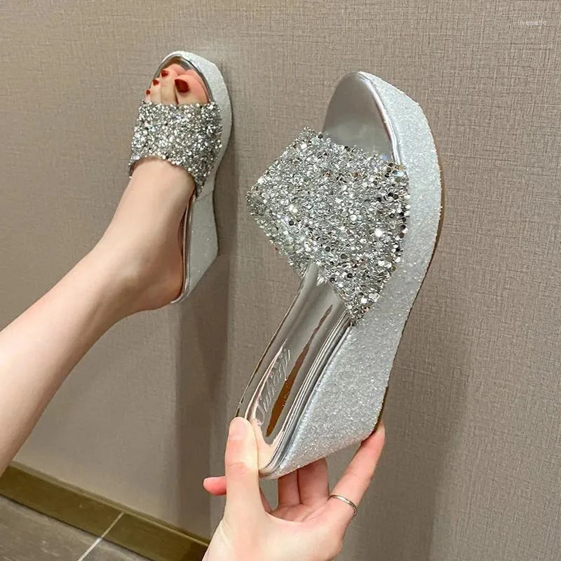 Slippers On A Wedge Low Shoes Woman 2024 Glitter Slides Peep Toe House Platform Transparent Heel Pantofle Heeled Mules Jelly