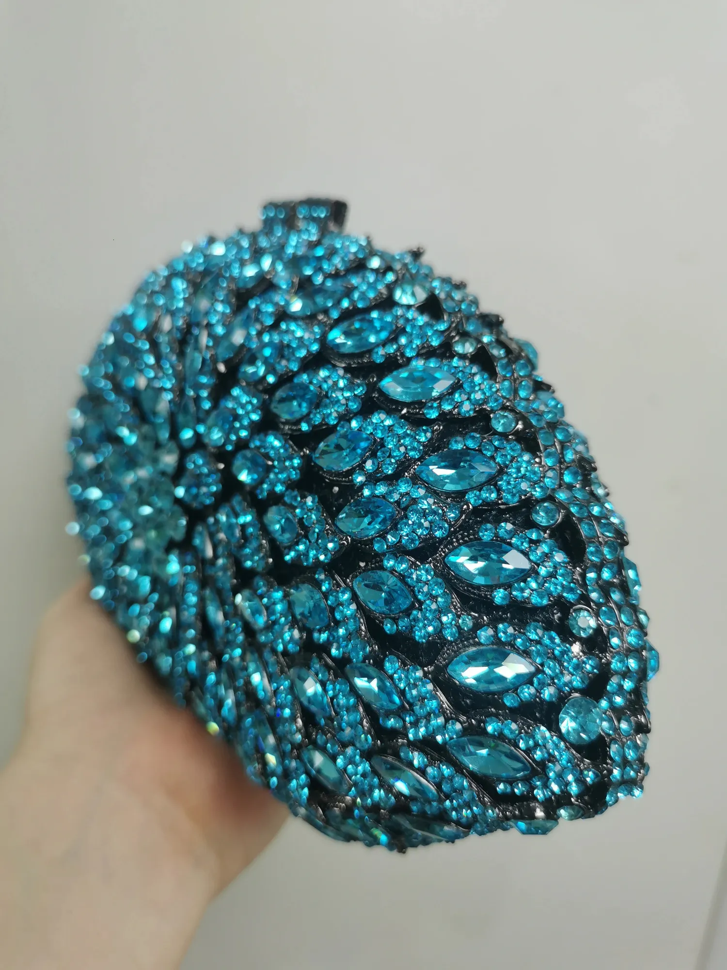 Light blue clutch purse sale