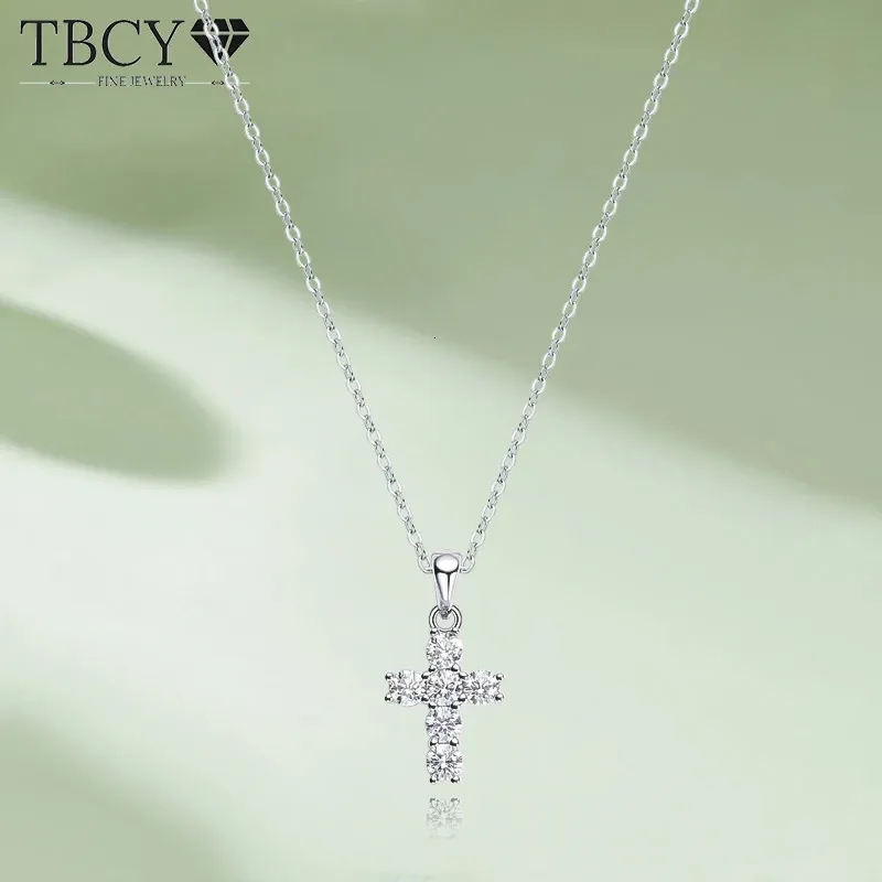 TBCYD D Color Cross Pendant For Women 18K White Gold Plated S925 Sterling Silver Necklace Chain Wedding Fine SMEEXKE 240102