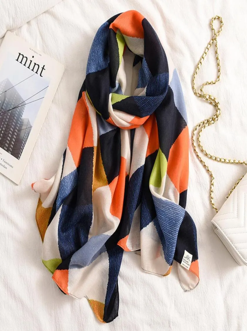 new design brand spring women scarf fashion plaid print cotton hijabs scarves for ladies shawls and wraps pashmina stoles Y2010076873409