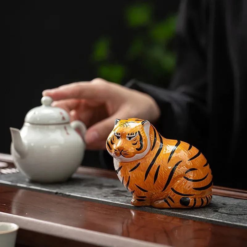 Color Changing Porcelain Tea Pet Tiger Figurine From Ping10