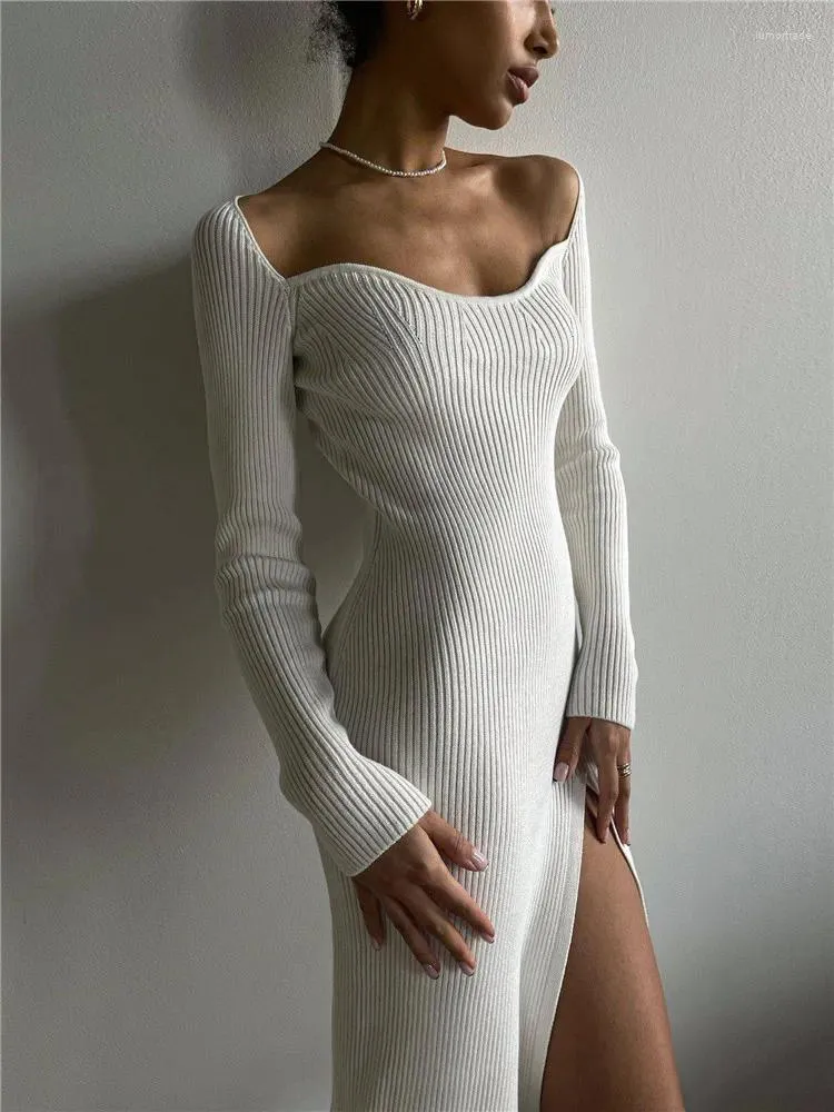 Robes décontractées 2024 blanc à manches longues tricoté mini robe col en v côtelé pull moulant élégant court automne hiver femmes