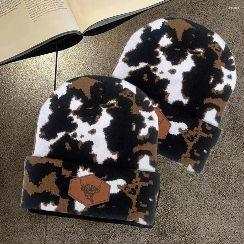 Berets Cow Printed Beanie Hats Trendy Milk White Cute Cap Warm Winter Hat Women Men