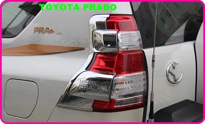 Style haute qualité 2 pièces couverture de décoration de feu arrière de voiture, couverture de protection de lampe arrière pour TOYOTA Land Cruiser Prado 2700 4000 20142016