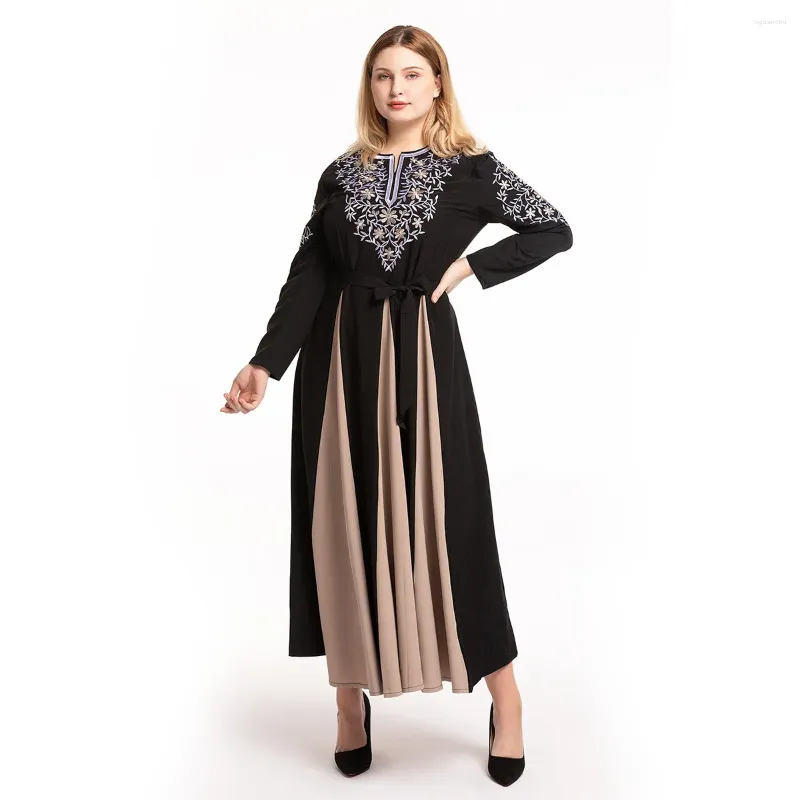 Ethnic Clothing Round Neck Muslim Woman Dress Long Skirt Two-tone Stitching Fashion Embroidery Plus Size Abaya