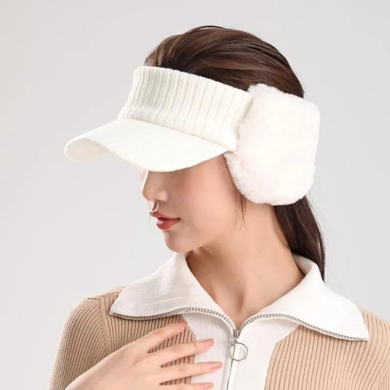 Caps Golf Herfst- en winterhoeden Dames Warm Lege Hoge Hoed Koreaanse Mode Gebreide Muts voor Dames Buitensporten Warmte Oorkappen