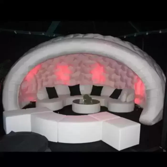 Swings Costeffective Half Uppblåsbara Playhouse Dome -tält med LED Light Bar och Catering Kiosk