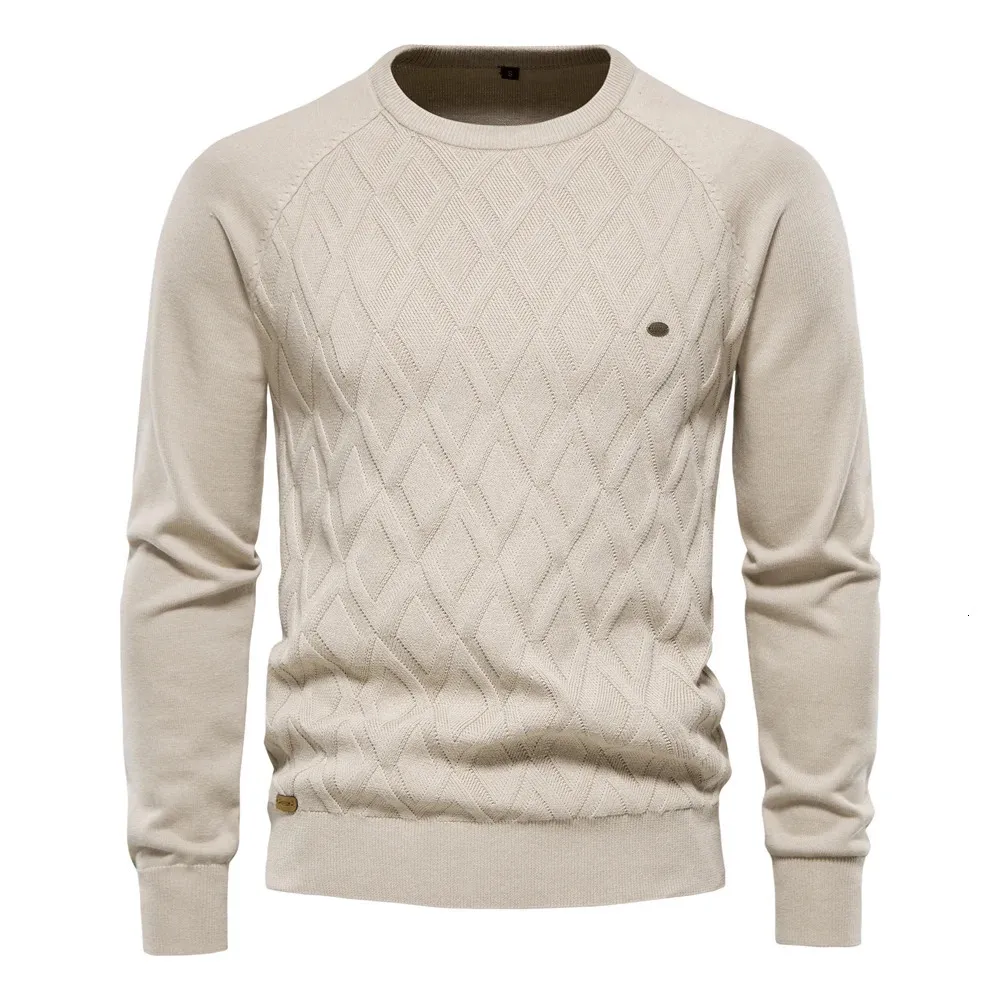 AIOPESON Argyle basique hommes chandails couleur unie Oneck à manches longues tricoté mâle pull hiver mode chaud pour 240103