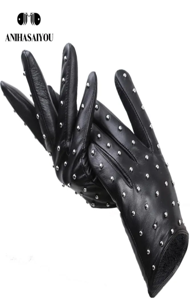 Cinq doigts gants rivets en cuir véritable en peau de mouton femmes039s gants minces chauds femmes039s gants d'hiver conduite moto w2702007