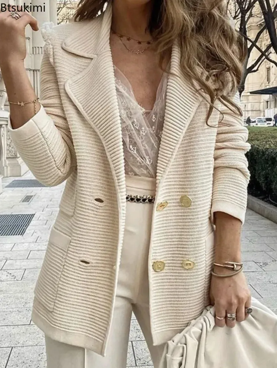 Nouveau 2024 Veste élégante pour femme Mode solide veste cardigan décontractée Femme petit parfum style revers veste à manches longues 240103