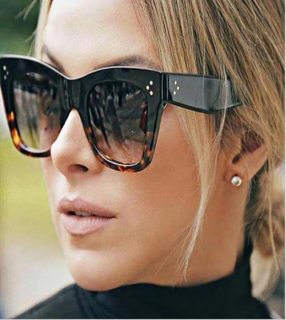 Ladies Retro Rivet Cat Eye Solglasögon Kvinnor Fashion Märke Design Vintage Overdimensionerade Big Fram Sun Glass för kvinnliga 10st3850188