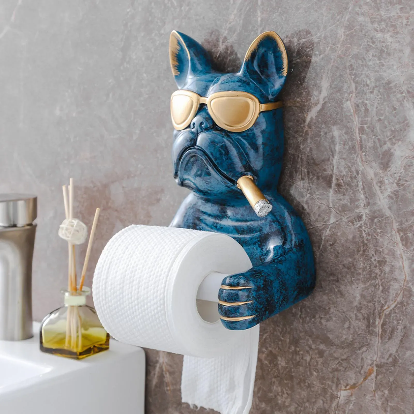 Saint Morris Animal Toilet Paper Decor