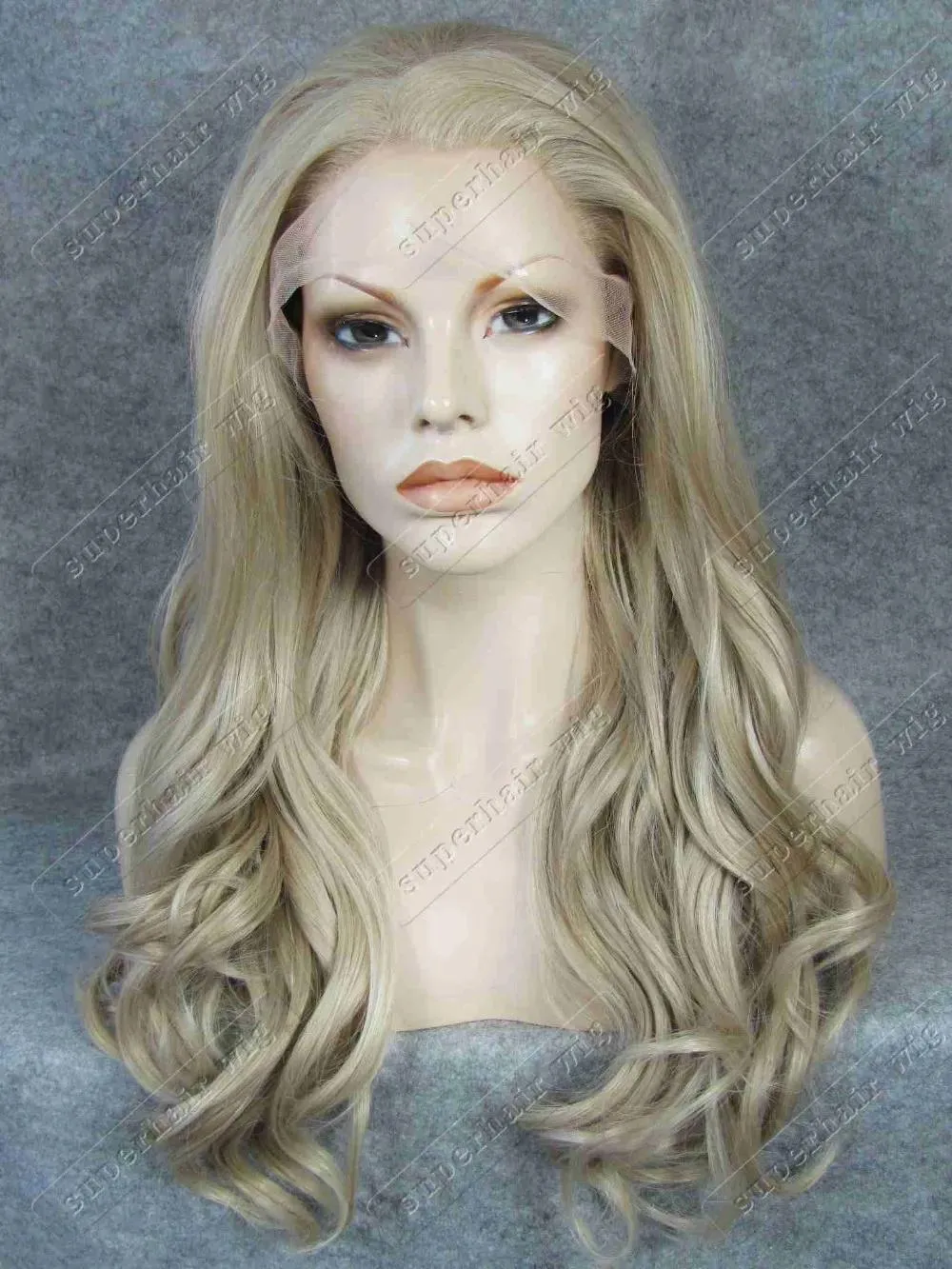 Pruiken S07 Lichaam Golvend Asblond Lang Synthetisch haar Kanten Voorkant Mode Dames Natuurlijke Pruik Mode Kant Nat Golvend Pruik Blond