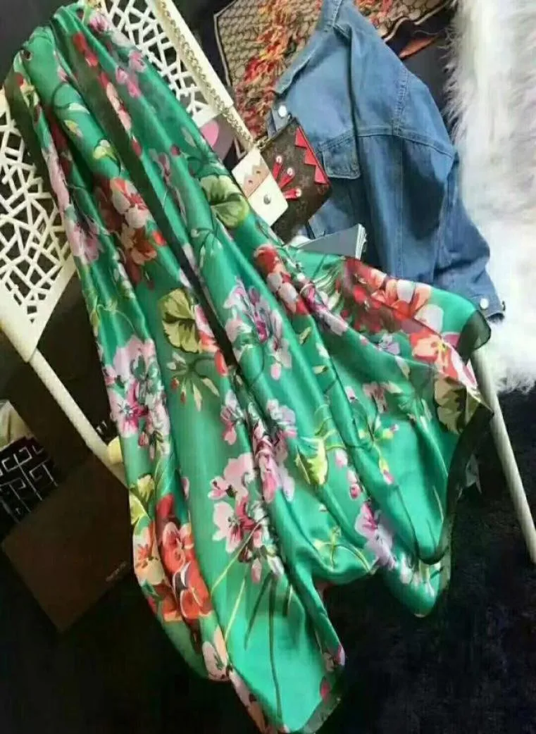 En yeni yüksek kaliteli 100 ipek eşarp moda kadın eşarplar ünlü tasarımcı markası uzun şal sarar eşarpları kutu 8540680
