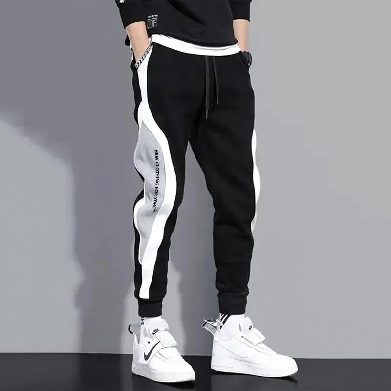 Pantalones para hombres Otoño Versión coreana Forro de felpa Correr Pantalones militares de carga Deportes casuales Pantalones de jogging engrosados de invierno 240102