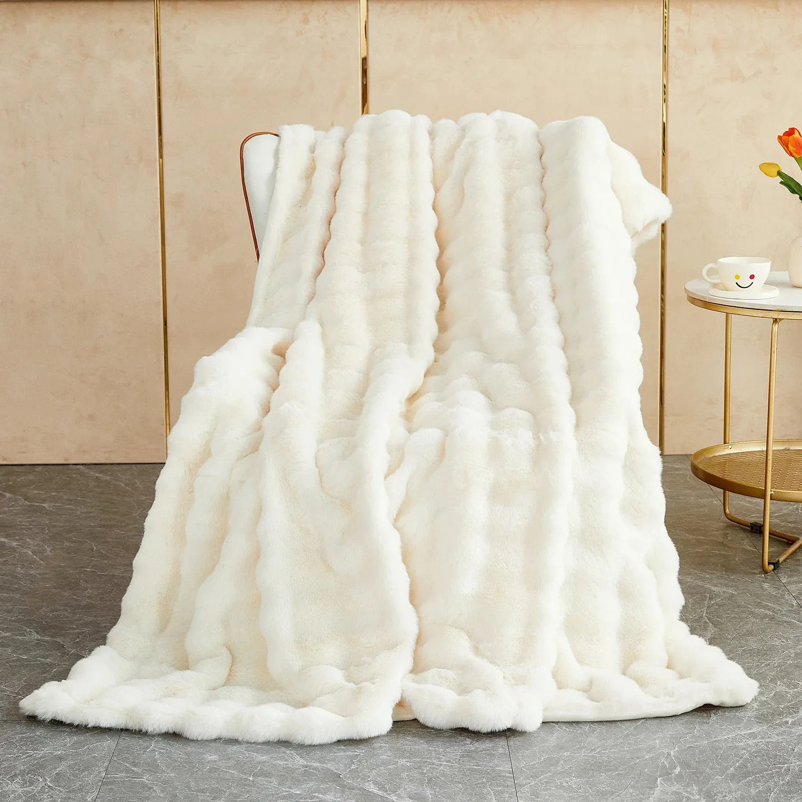 Faux Rabbit Pälsfilt för vinter lyxig värme Super bekväma filtar för sängar High-end varm vinterfilt för soffa 240103