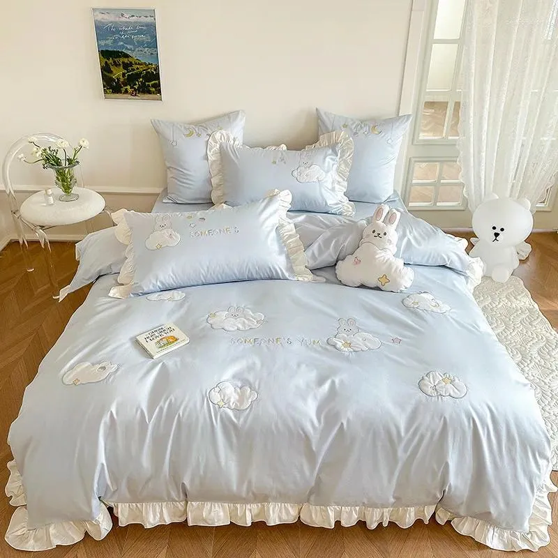 Conjuntos de cama Coreano Princesa Estilo 3 Pcs Longo Algodão 4 Conjunto Afixado Pano Bordado Quilt Cover Bed Sheet Girl