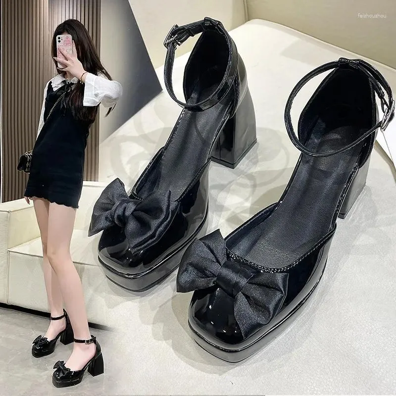 Сандалии 2024 Стиль обувь негабаритная весенняя густая каблуки с высокой водонепроницаемой платформой Постья Мэри Джейн Сингл 3464 492