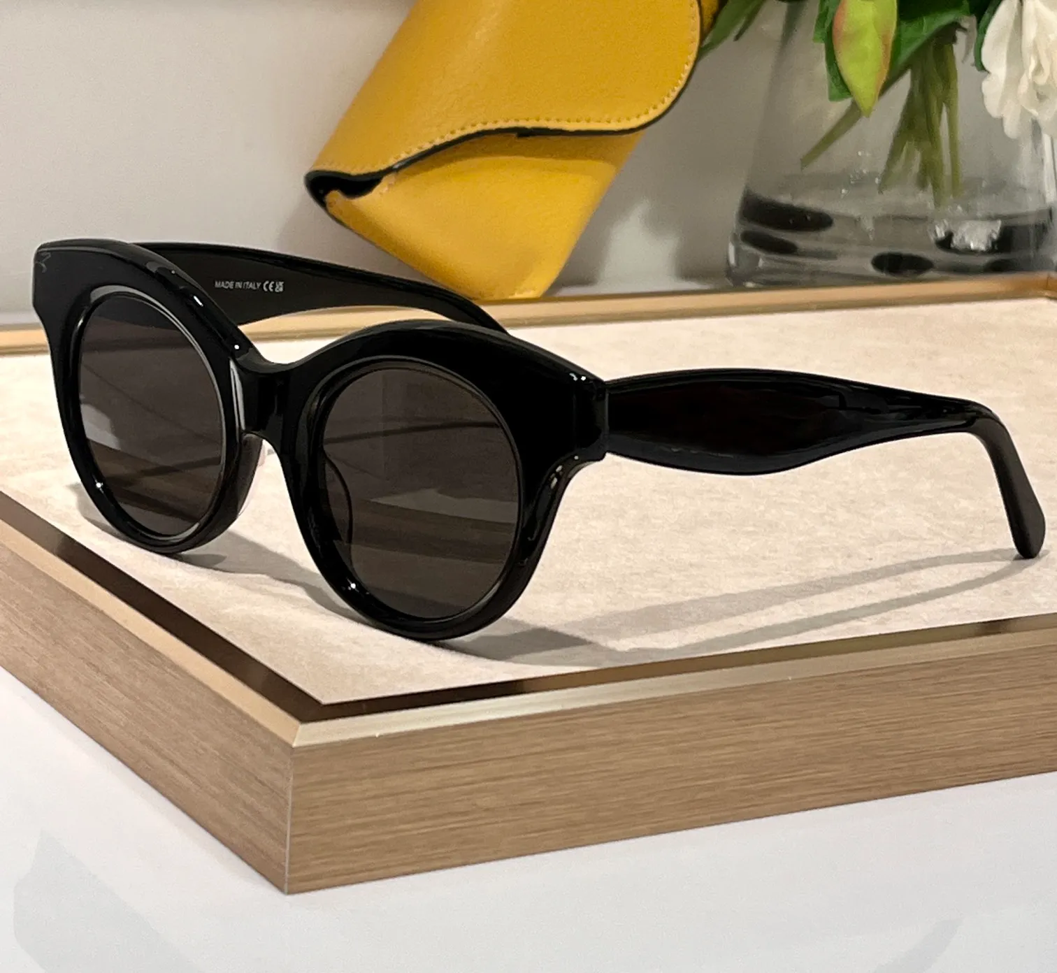 Lentes de sol grises sale