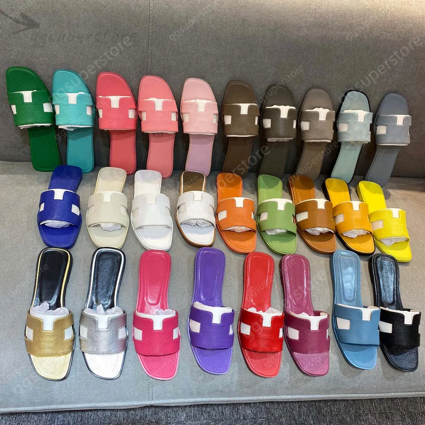 Designer slides sandália chinelos praia clássico plana sandália luxo verão senhora couro flip flops homens mulheres sexy chinelo 35-41