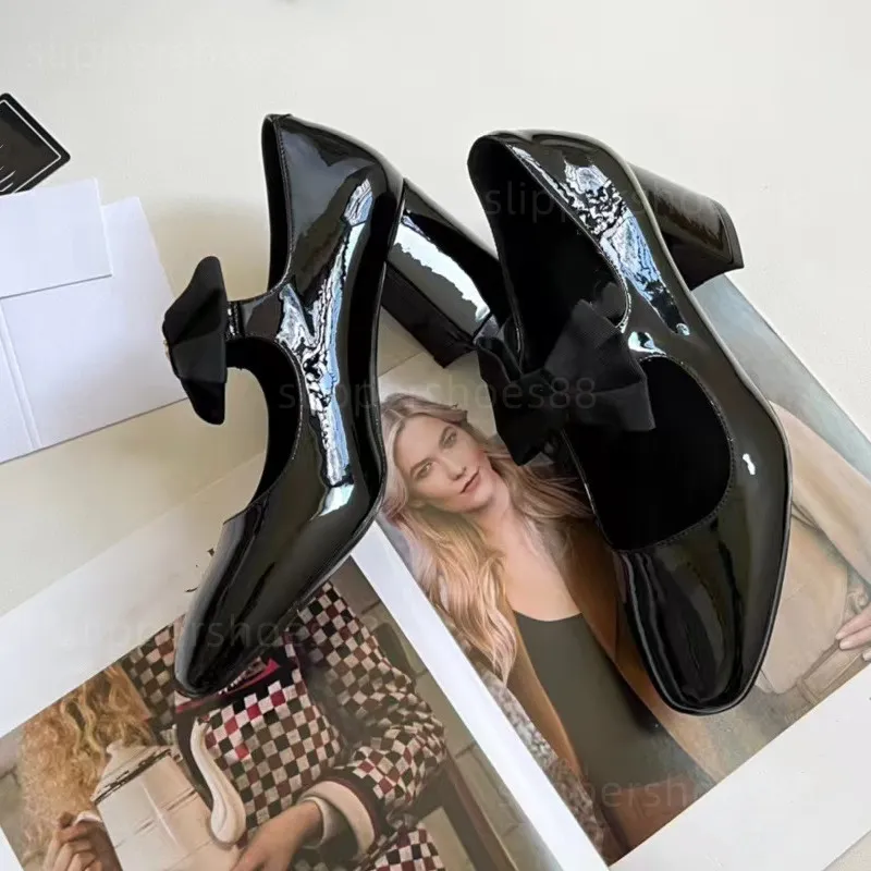 Mary Jane Schoenen Hakken schoenen vrouw ontwerper Chunky Block Heel Pumps Lakleer Zwart Wit mary janes strik Mode Pomp voor Bruiloft Feest Formele Kleding schoen