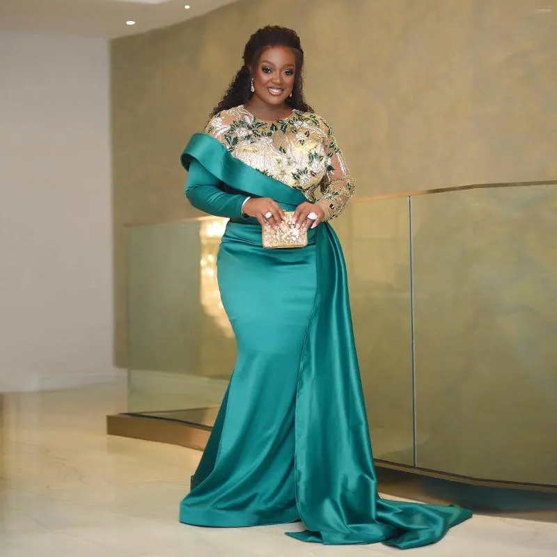 Festklänningar plus storlek nigeriansk afrikansk prom teal satin pärlspänning sjöjungfru aftonklänning anpassad aso ebi stil bröllopsklänning