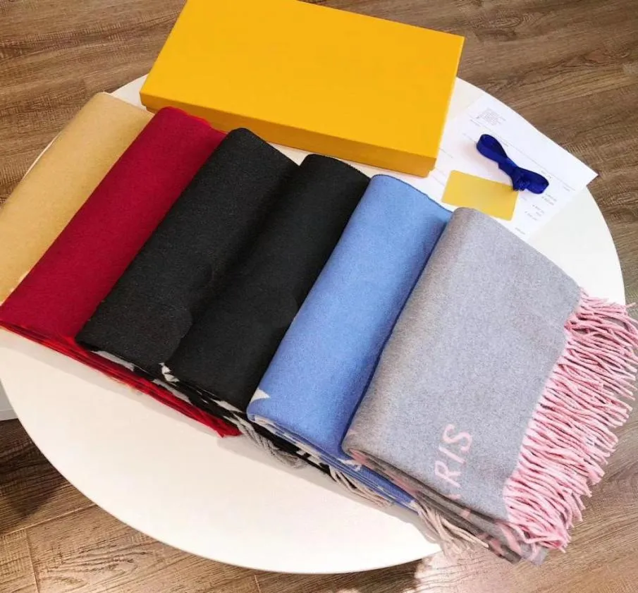 Whole Designer Scarves Woman Cashmere Scarf 2022 Men and Women Winter Scarfs Ladies Shawls Luxury Big Letter Pattern Wool Land2066445