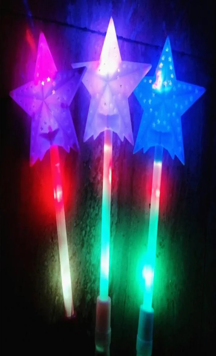 Мигающие огни Светящиеся палочки Волшебная звездная палочка Вечеринка Концерт Рождество Хэллоуин Kid039s Подарочная игрушка Светящаяся фея Пентаграмма Flash Stic5309581