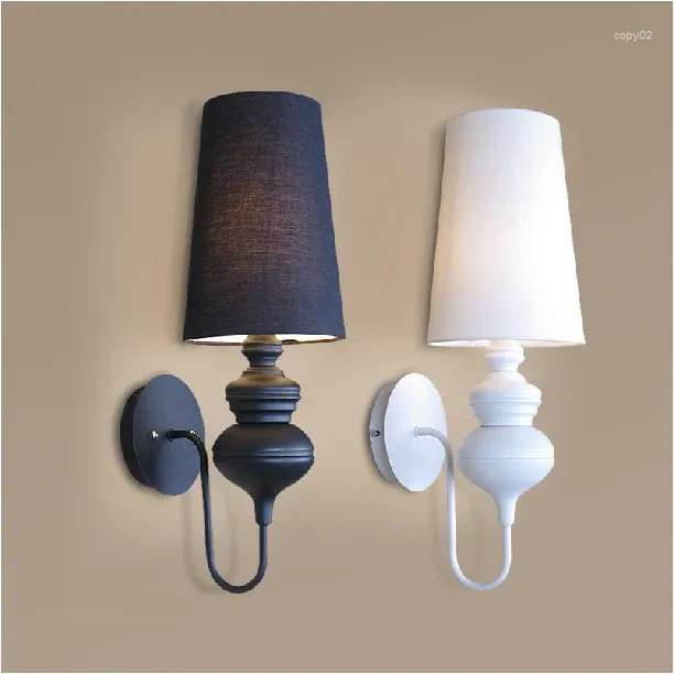 Настенный светильник, современные краткие светильники для спальни, простые прикроватные креативные лампы для гостиной