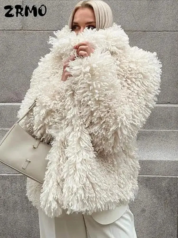 Cappotto caldo da donna elegante con risvolto cappotto in pelliccia spessa solida alla moda nuovo cappotto invernale in pelle di pecora a maniche lunghe da donna 240102