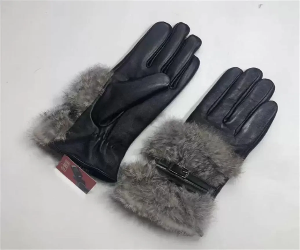 2021 Nowe damskie rękawiczki skórzane cykl zimowe ciepłe królicze włosy moda na zewnątrz ekran dotykowy skórzane rękawiczki7779537