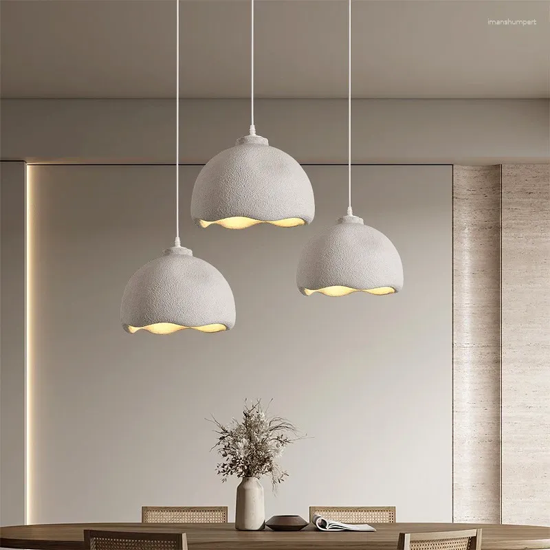 Lâmpadas pendentes Nordic E27 Resina LED Sala de Jantar Lustre Moderno Living Table Bar Cozinha Gloss Luzes Penduradas