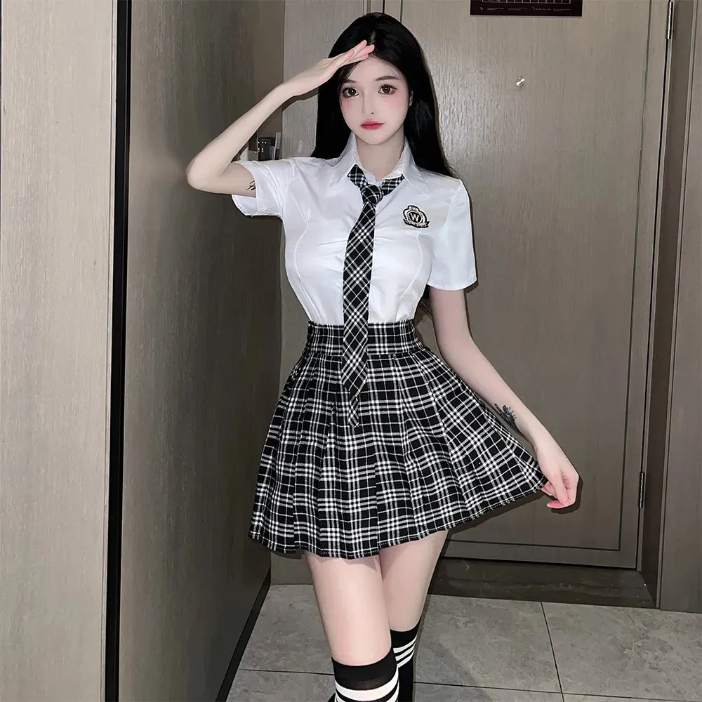 Sexy School Girl Cosplay Costume Women Japanese الطالبة الزي الرسمي لعب JK Mini Skirt Lingerie الزي للزوجين الجنس الملابس 240102