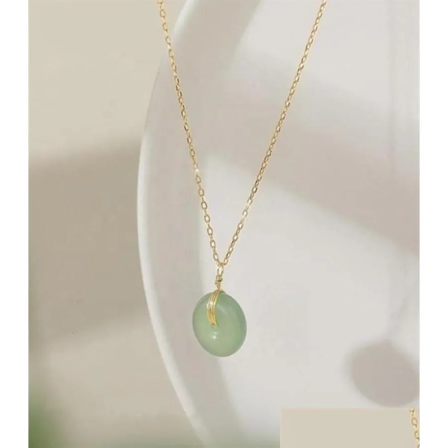 Pendanthalsband Wholale S925 Gold Plated Sterling Sier Round Jade Pendant Choker Halsband25806632436 Drop Leverans smycken Halsband DHWFM