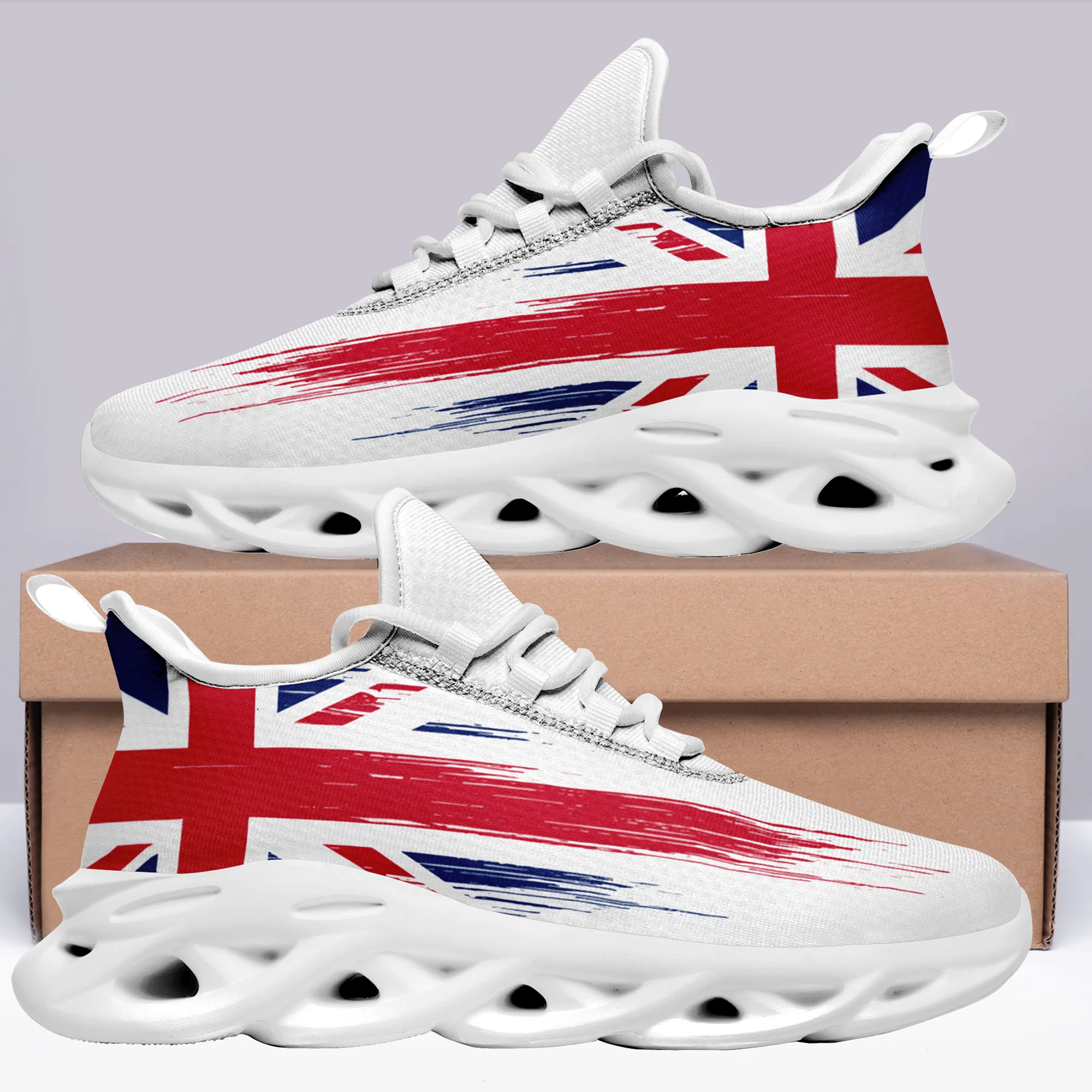 CoolCustomize England Patriotic UK Flag Running Tennis Walking Shoes Gift For Friend Personlig lätt vikt Bekväm snörning UNISEX Fashion Sneaker