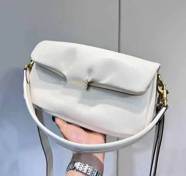 Bolsas de noite moda feminina designer bolsa de alta qualidade ombroluxury tote bolsa carteira crossbodybackpack pequeno mini corrente