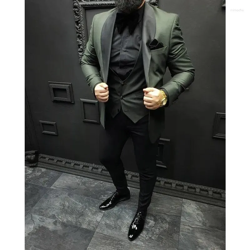 Herrenanzüge Neueste Mode Dunkelgrün Männer Sets Kostüm Homme Hochzeit Blazer Hosen Bräutigam Smoking Terno Masculino Bräutigam Slim 3 Stücke