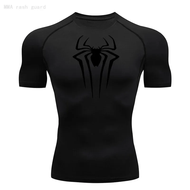 Den korta ärmens t-shirt Summer Breattable Quick Dry Sports Top Bodybuilding Track Suit Compression Shirt Fitness Men 240106