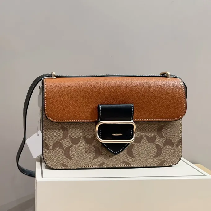 Designer-Tasche Umhängetaschen Luxus-Handtaschen Damen einfarbige Umhängetasche Damenmode Briefmuster Handtasche mit Staub 240114