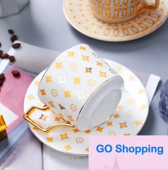 Fashion Retro Creative Ceramic Coffee Cup Household Water Cup Mug Garland Cups Latte Breakfast Oatmeal Cups Dessert