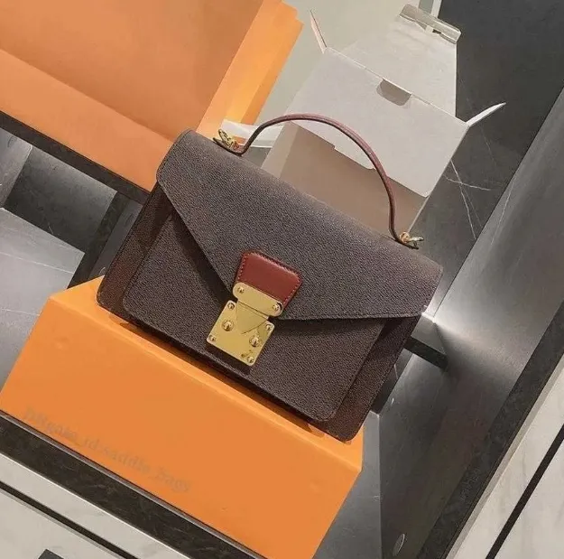 Designer di lusso Borse a tracolla in pelle di alta qualità Borsa da donna alla moda con maniglia hasp di grandi dimensioni popolare borsa a tracolla da donna classica a tracolla