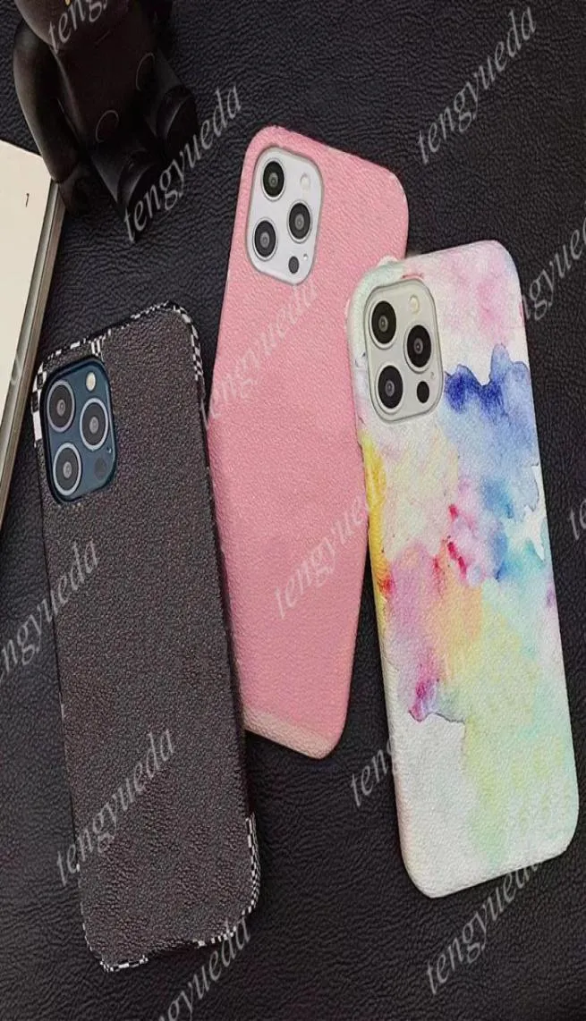 Mais recentes capas de telefone de designer de moda para iphone 13 13pro 12 11 pro max xs xr xsma 7 8plus letras de metal de couro pintado cellpho8032298