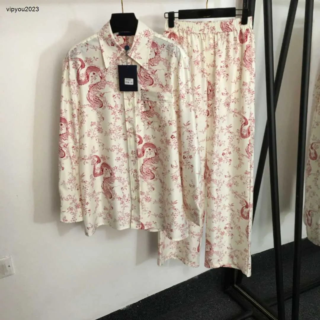 브랜드 트랙복 여성 디자이너 의류 패션 꽃 인쇄 긴 슬리브 셔츠+탄성 허리 스트레이트 바지 1 월 04