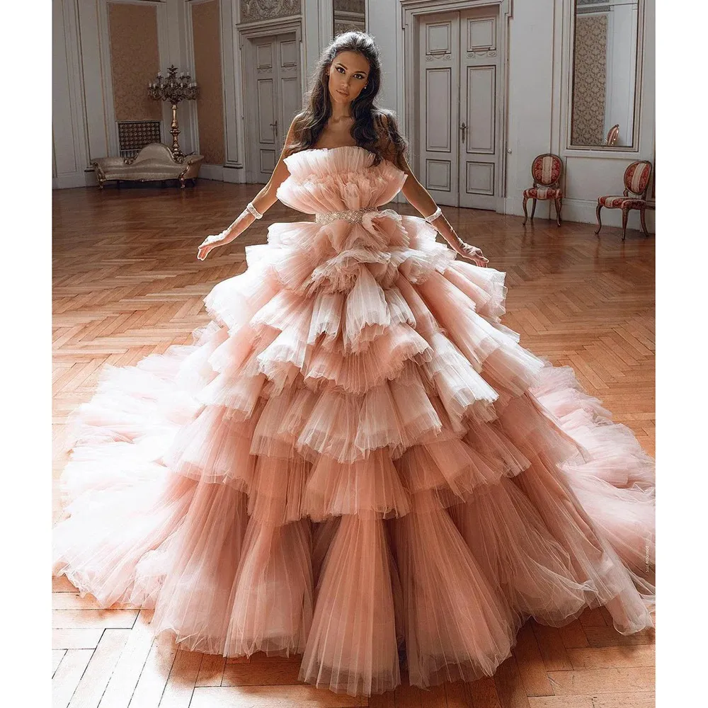Wunderschönes Ballkleid mit abgestuftem Tüll-Abschlussballkleid in errötendem Rosa, elegantes Abendkleid, langes Partykleid, Robe de bal